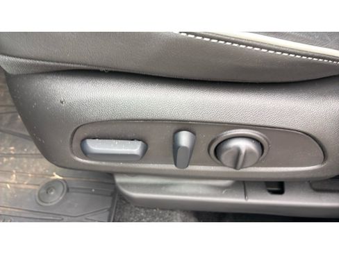 Used 2026 Buick Encore GX Avenir w/ Avenir Technology Package image 6