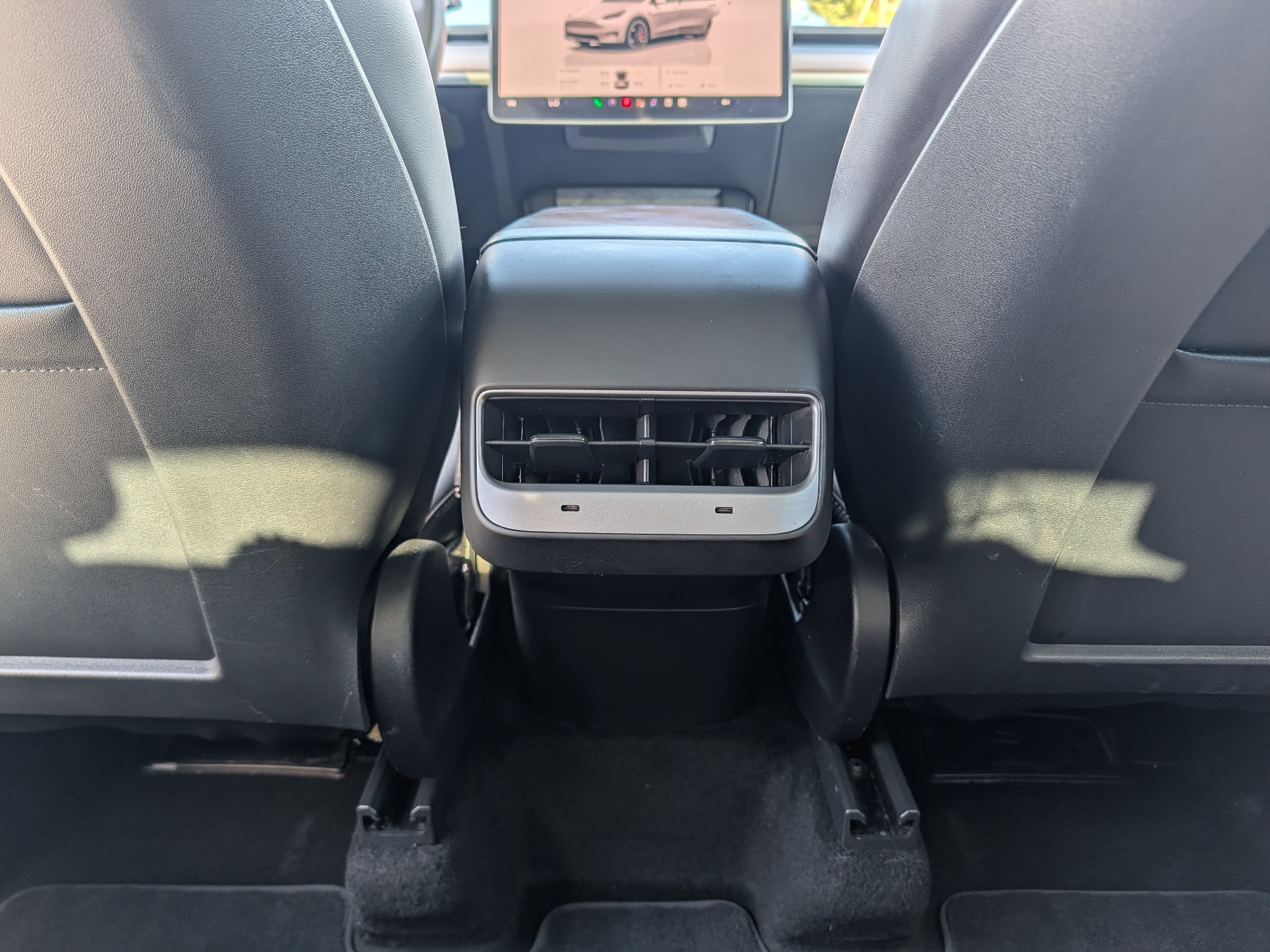 Used 2023 Tesla Model Y Performance AWD/4WD image 19