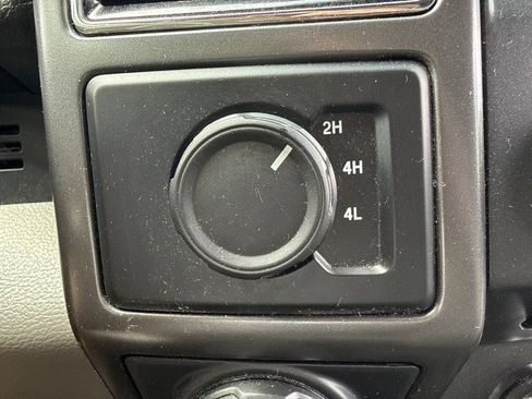 Used 2018 Ford F150 XLT w/ Equipment Group 301A Mid AWD/4WD image 13