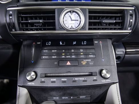 Used 2015 Lexus RC 350 w/ Navigation System Package RWD image 25