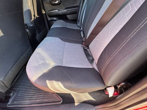 Used 2023 Toyota Tacoma TRD Off-Road image 20