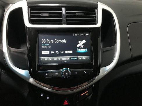 Used 2017 Chevrolet Sonic LT FWD image 26