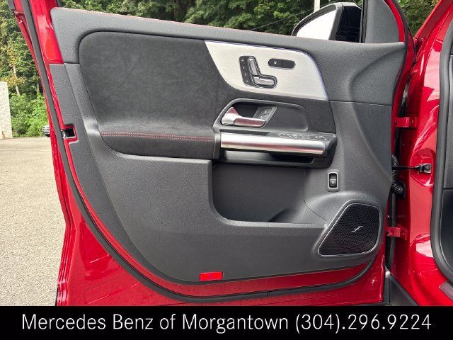 New 2026 Mercedes-Benz GLA 35 AMG 4MATIC image 11