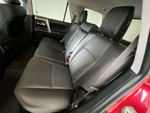 Used 2022 Toyota 4Runner Limited AWD/4WD image 23