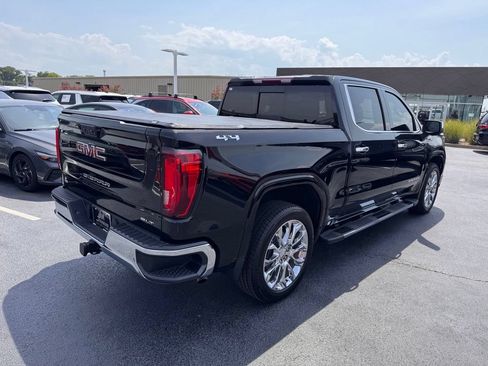 Used 2023 GMC Sierra 1500 SLT w/ SLT Convenience Package AWD/4WD image 5