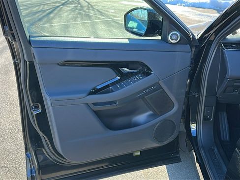 Certified 2024 Land Rover Range Rover Evoque S image 8