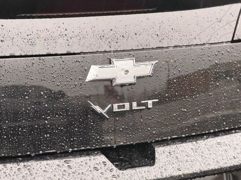 Used 2014 Chevrolet Volt Sedan 4D image 12