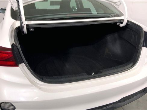Used 2023 Kia Forte LXS FWD image 4
