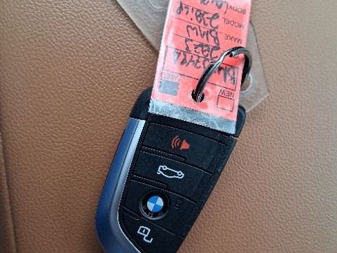 Used 2023 BMW 230i Coupe w/ Premium Package RWD image 21