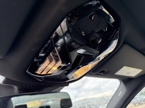 Certified 2025 BMW 530i xDrive image 18