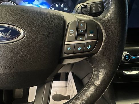 Used 2020 Ford Explorer XLT w/ Comfort Package AWD/4WD image 12