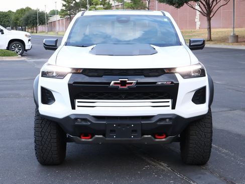 Used 2026 Chevrolet Colorado ZR2 w/ Technology Package AWD/4WD image 33