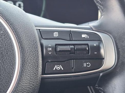 Certified 2024 Kia Sportage EX image 21