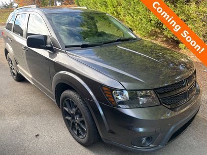 Used 2019 Dodge Journey SE w/ Connectivity Group