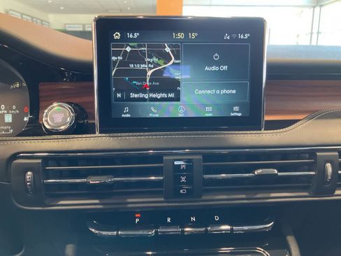 Used 2022 Lincoln Corsair Reserve w/ Equipment Group 201A image 20