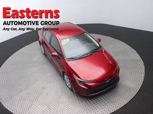 Used 2024 Toyota Corolla LE FWD image 3