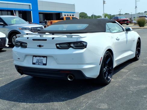 Used 2019 Chevrolet Camaro SS RWD image 26