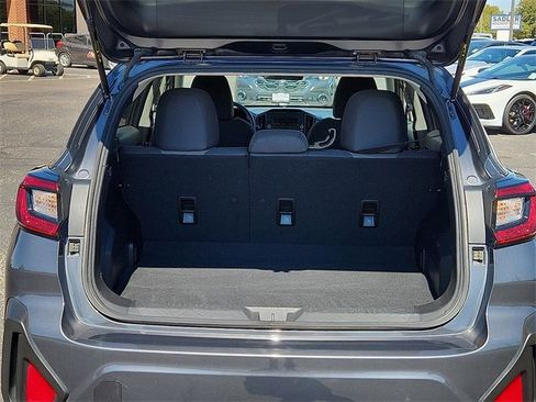 Used 2024 Subaru Crosstrek 2.0i image 10