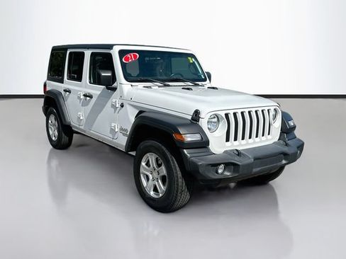 Used 2021 Jeep Wrangler Unlimited Sport AWD/4WD image 3