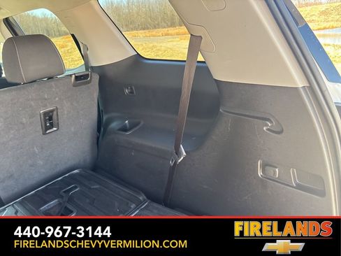 Certified 2023 GMC Acadia SLE w/ Driver Convenience Package image 51