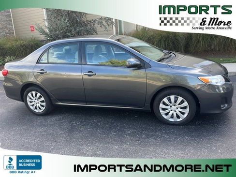 Used 2012 Toyota Corolla LE image 1