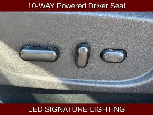 Certified 2018 Ford Escape SEL image 25