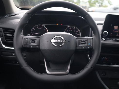 New 2026 Nissan Rogue SV AWD/4WD image 8
