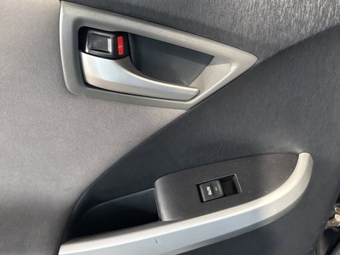 Used 2012 Toyota Prius One image 19