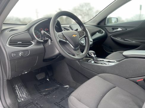 Used 2023 Chevrolet Malibu LT image 18