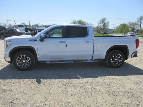New 2026 GMC Sierra 1500 SLT w/ SLT Premium Plus Package AWD/4WD image 10