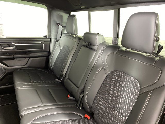Used 2023 RAM 1500 Big Horn AWD/4WD image 33