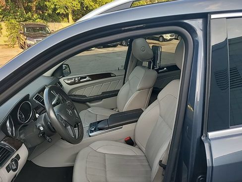 Used 2015 Mercedes-Benz GL 450 4MATIC image 14