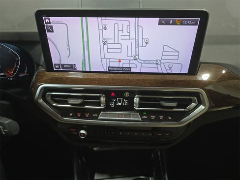 Used 2023 BMW X3 sDrive30i w/ Premium Package image 20