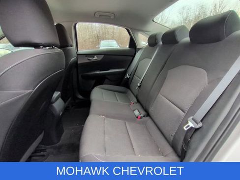 Used 2019 Kia Forte LXS image 11