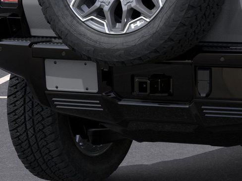 New 2026 GMC Hummer EV SUV w/ LPO, Sport Package image 38