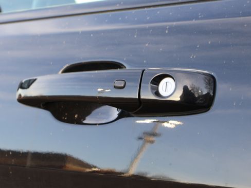 Used 2019 Jeep Grand Cherokee High Altitude image 20