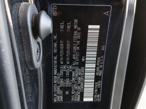 Used 2023 Toyota Sienna LE image 35