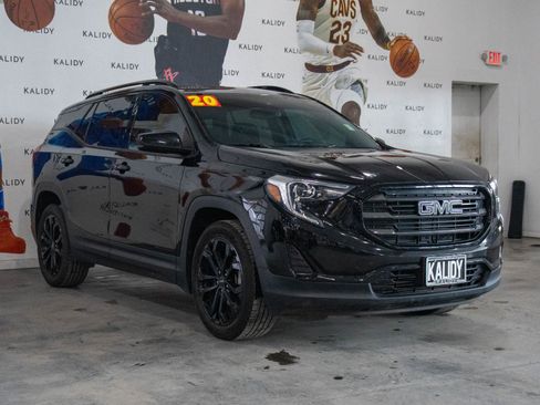 Used 2020 GMC Terrain SLE w/ Driver Convenience Package image 18