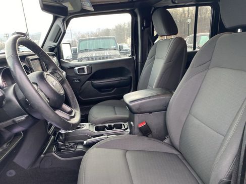 Certified 2022 Jeep Gladiator Sport image 16