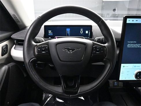 Used 2021 Ford Mustang Mach-E Premium image 22