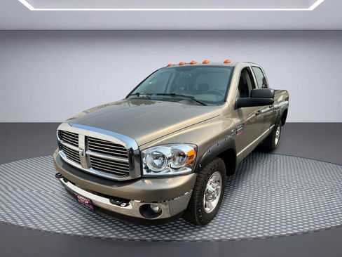 Used 2008 Dodge Ram 3500 Truck SLT w/ Trailer Tow Group RWD image 2