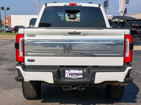Used 2024 Ford F250 Platinum w/ FX4 Off-Road Package image 4