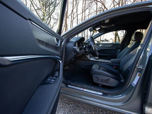 Used 2024 Audi A6 Premium Plus image 8