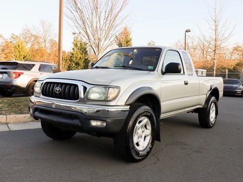 Used 2003 Toyota Tacoma PreRunner image 9