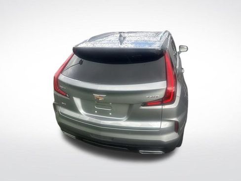 Used 2025 Cadillac XT4 Premium Luxury w/ Technology Package AWD/4WD image 6