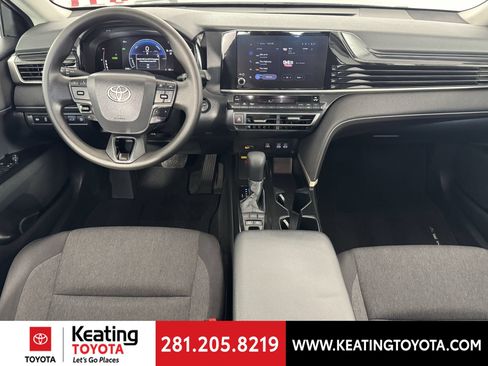 Used 2026 Toyota Camry LE FWD image 22
