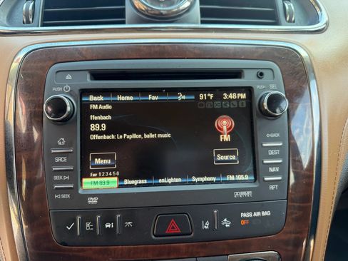 Used 2016 Buick Enclave Premium w/ Enclave Tuscan Edition FWD image 26