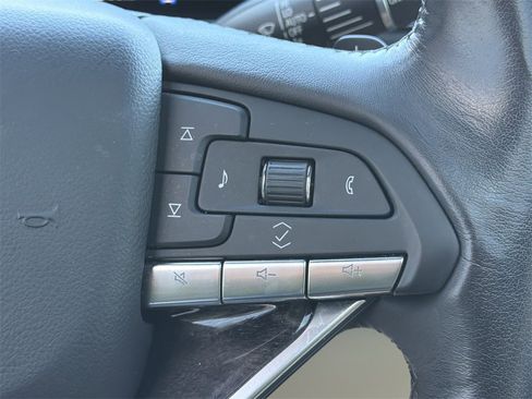 Used 2021 Cadillac Escalade Premium Luxury w/ Driver Assist Tech Package image 30