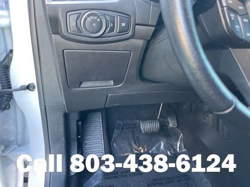 Used 2023 Ford Edge SEL AWD/4WD image 23