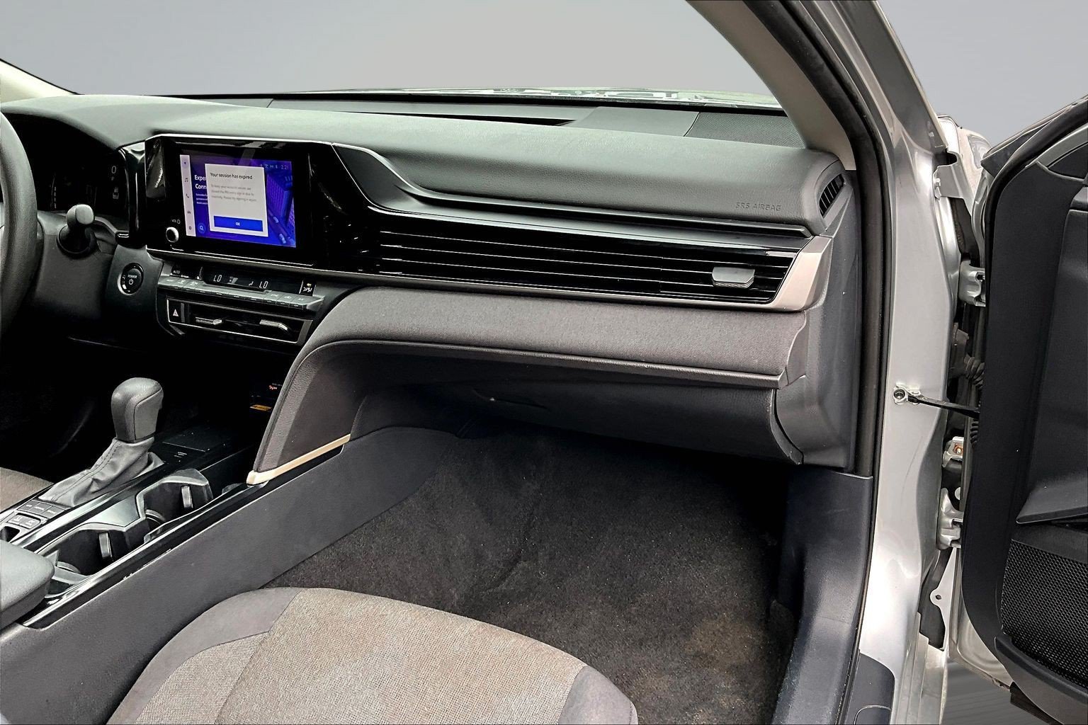 Used 2025 Toyota Camry LE FWD image 24